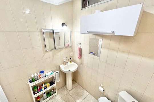 Banheiro de apartamento à venda com 1 quarto, 52m² em Santana, São Paulo