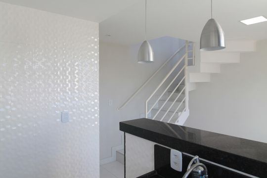 Cozinha de apartamento para alugar com 2 quartos, 90m² em Venda Nova, Belo Horizonte