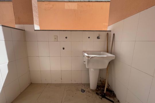 Área de Serviço de casa à venda com 3 quartos, 145m² em Rio Pequeno, São Paulo