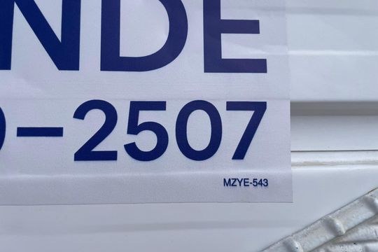 Plaquinha código mzye-543 de casa à venda com 3 quartos, 145m² em Rio Pequeno, São Paulo