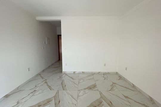 Sala de casa à venda com 3 quartos, 145m² em Rio Pequeno, São Paulo