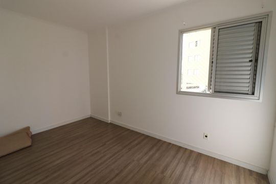 Quarto 1 de apartamento para alugar com 2 quartos, 62m² em Jaguaribe, Osasco