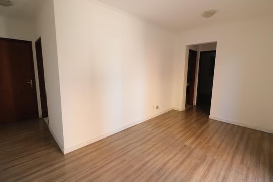 Sala de apartamento para alugar com 2 quartos, 62m² em Jaguaribe, Osasco