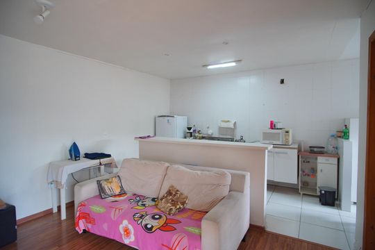 Sala de casa para alugar com 5 quartos, 70m² em Morro Santana, Porto Alegre
