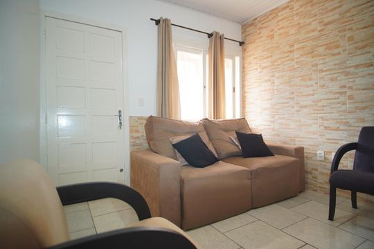Casa para alugar com 5 quartos, 70m² em Morro Santana, Porto Alegre
