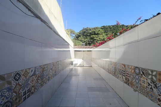 Varanda de apartamento para alugar com 1 quarto, 15m² em Jardim Guaiuba, Guarujá