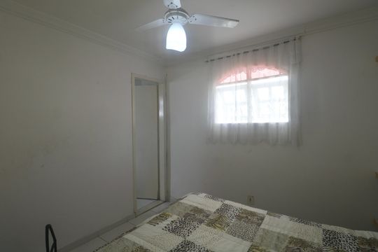 Quarto de apartamento para alugar com 1 quarto, 15m² em Jardim Guaiuba, Guarujá