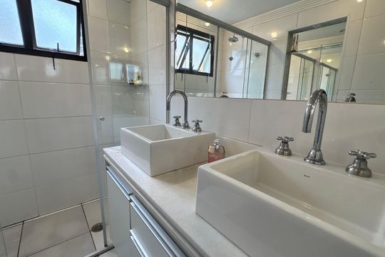 Banheiro Suite master de apartamento à venda com 3 quartos, 132m² em Parque Bairro Morumbi, São Paulo