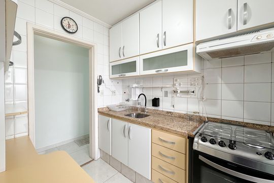 Cozinha de apartamento à venda com 2 quartos, 69m² em Santa Terezinha, São Bernardo do Campo