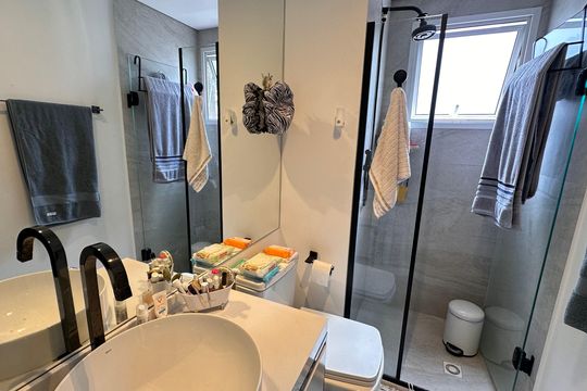 Banheiro Suíte de apartamento à venda com 3 quartos, 81m² em Santo Amaro, São Paulo