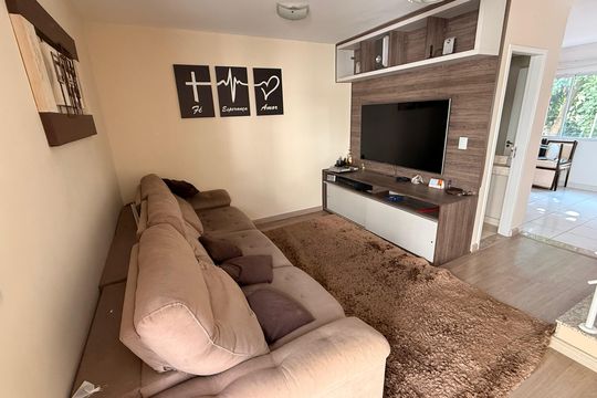 Sala de casa à venda com 3 quartos, 150m² em Vila Santana, São Paulo