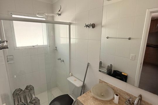 Banheiro de casa à venda com 3 quartos, 150m² em Vila Santana, São Paulo