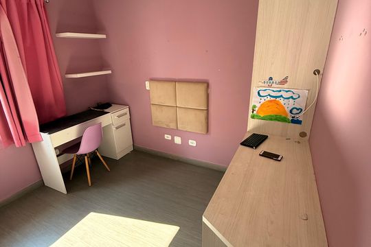Quarto de casa à venda com 3 quartos, 150m² em Vila Santana, São Paulo