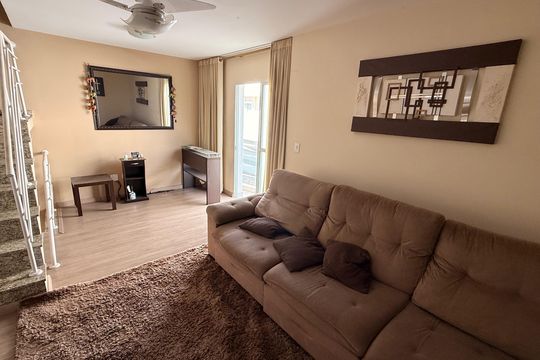 Casa à venda com 3 quartos, 150m² em Vila Santana, São Paulo