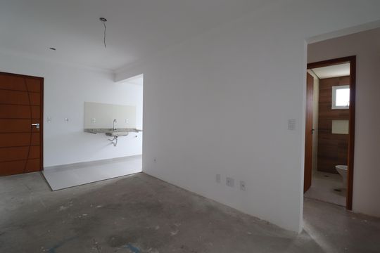 Sala de apartamento à venda com 2 quartos, 54m² em Vila Pires, Santo André