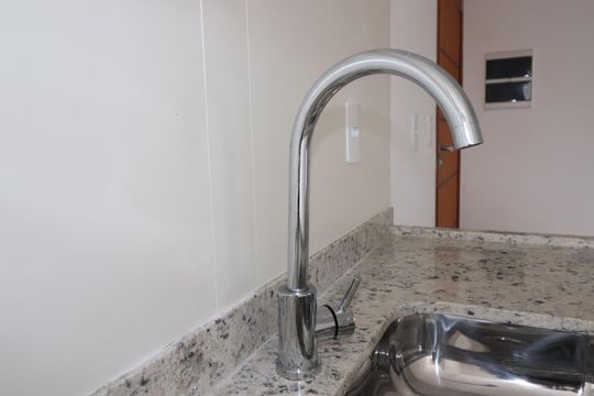Cozinha de apartamento à venda com 2 quartos, 54m² em Vila Pires, Santo André