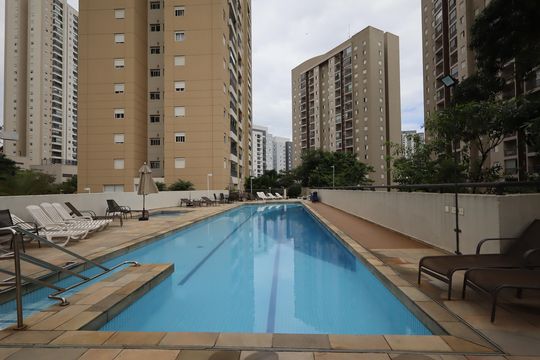 Área comum - Piscina de apartamento para alugar com 2 quartos, 69m² em Vila Andrade, São Paulo