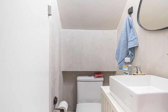 Lavabo de casa de condomínio à venda com 2 quartos, 88m² em Vila Libanesa, São Paulo