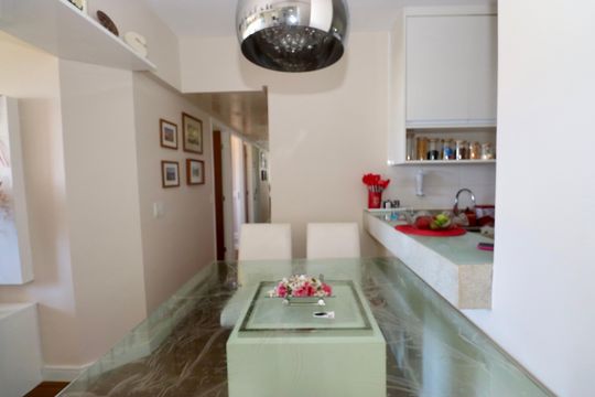 Sala de casa de condomínio para alugar com 3 quartos, 72m² em Patamares, Salvador