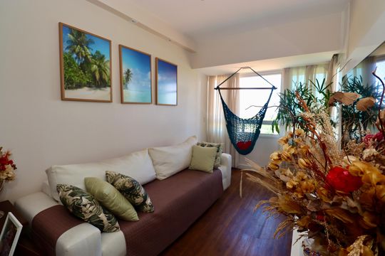 Sala de casa de condomínio para alugar com 3 quartos, 72m² em Patamares, Salvador