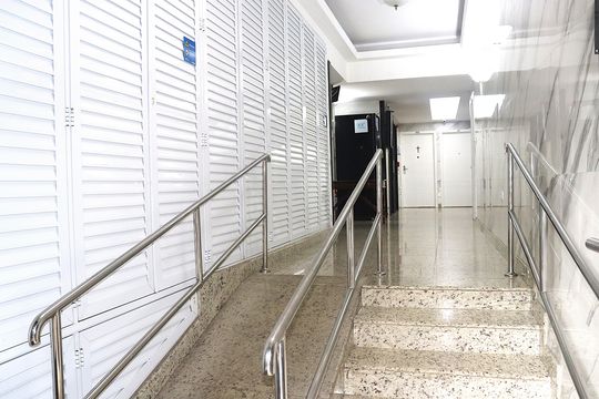 Entrada de apartamento à venda com 2 quartos, 71m² em Bela Vista, São Paulo