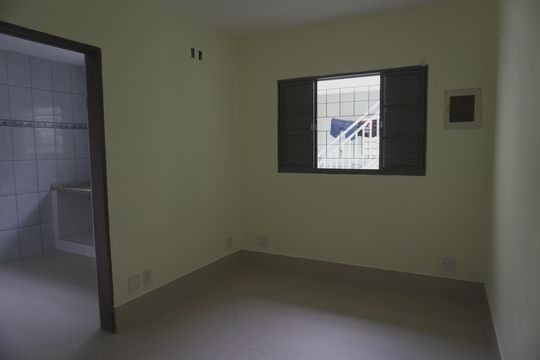 Casa à venda com 2 quartos, 60m² em Vila Santa Teresinha, São Paulo