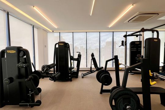 Academia de kitnet/studio para alugar com 1 quarto, 33m² em Pinheiros, São Paulo