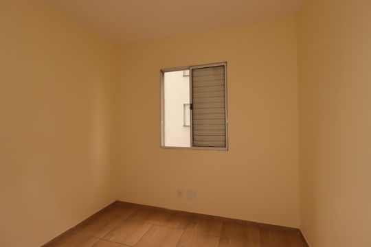 Quarto 1 de apartamento à venda com 2 quartos, 51m² em Parque Sao Vicente, Santo André