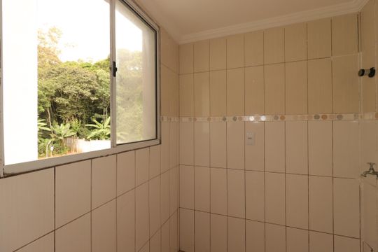 Área de Serviço de apartamento à venda com 2 quartos, 51m² em Parque Sao Vicente, Santo André