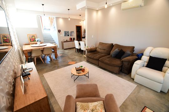 Sala de casa à venda com 3 quartos, 165m² em Parque dos Pomares, Campinas