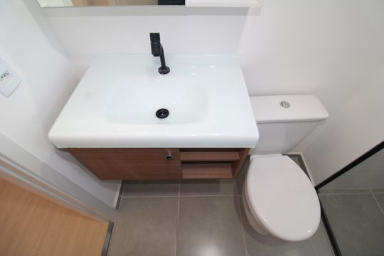 Banheiro de apartamento para alugar com 2 quartos, 39m² em Vila Santa Maria, São Paulo
