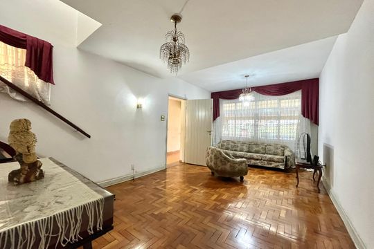 Casa à venda com 2 quartos, 143m² em Mirandópolis, São Paulo