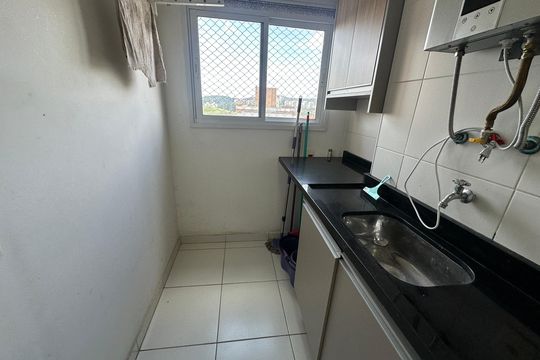 Área de Serviço de apartamento para alugar com 1 quarto, 51m² em Empresarial 18 do Forte, Barueri