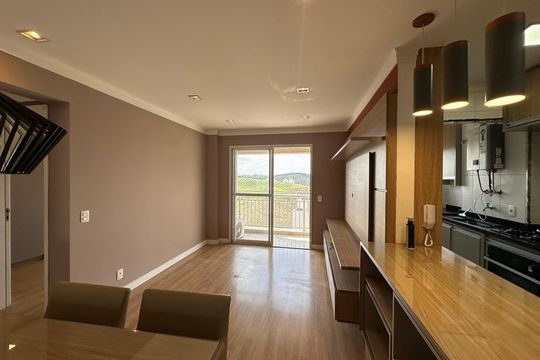 Sala de apartamento para alugar com 1 quarto, 51m² em Empresarial 18 do Forte, Barueri