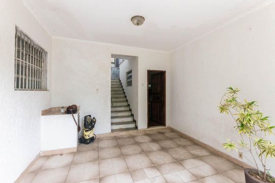 Quintal de casa à venda com 3 quartos, 300m² em Grajaú, Rio de Janeiro