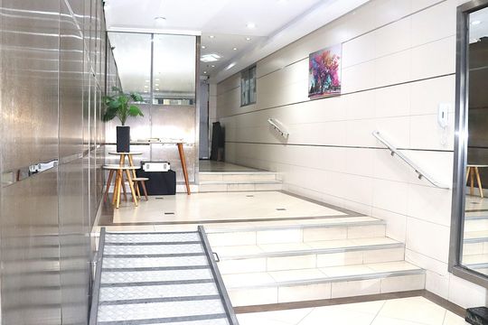Hall Social de apartamento para alugar com 1 quarto, 33m² em Bela Vista, São Paulo