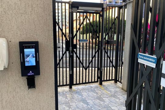 Portaria de apartamento à venda com 1 quarto, 54m² em Cambuí, Campinas