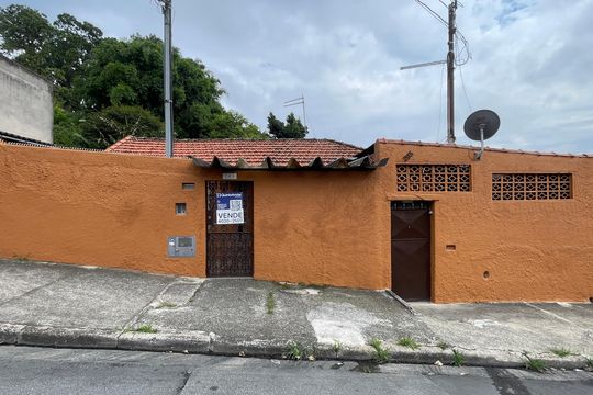 Fachada de casa à venda com 2 quartos, 206m² em Itaquera, São Paulo