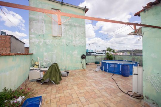 Terraço de casa para alugar com 4 quartos, 360m² em Arvoredo, Contagem