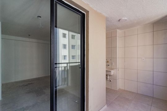 Varanda de apartamento para alugar com 3 quartos, 61m² em Usina Piratininga, São Paulo