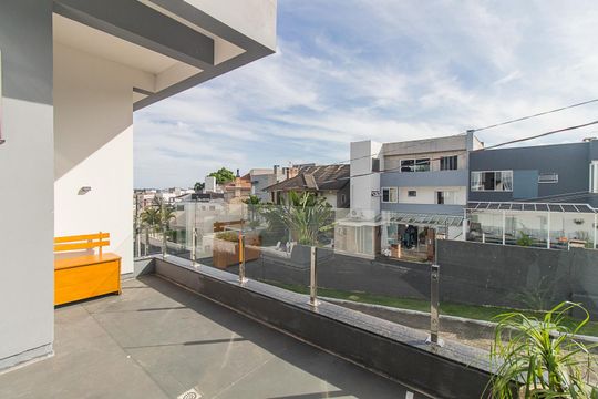 Sacada de casa de condomínio à venda com 3 quartos, 170m² em Chapéu do Sol, Porto Alegre