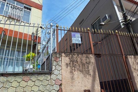 Fachada de apartamento à venda com 2 quartos, 90m² em Centro, Niterói