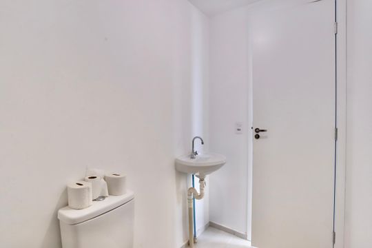 Banheiro de apartamento para alugar com 2 quartos, 34m² em Belenzinho, São Paulo