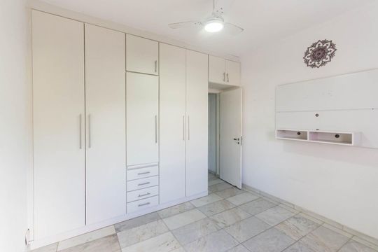 Quarto  de apartamento à venda com 1 quarto, 62m² em Vila Isabel, Rio de Janeiro
