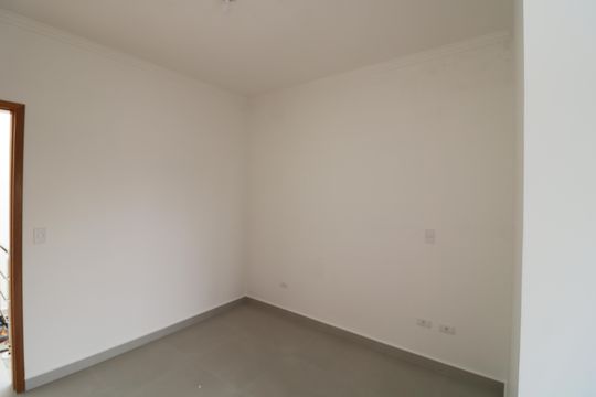 Suíte 2 de casa à venda com 2 quartos, 80m² em Vila Darli, São Paulo