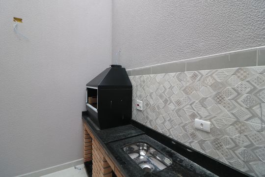Churrasqueira de casa à venda com 2 quartos, 80m² em Vila Darli, São Paulo