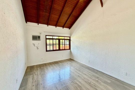 Quarto de casa para alugar com 4 quartos, 506m² em Santo Antonio de Lisboa, Florianópolis