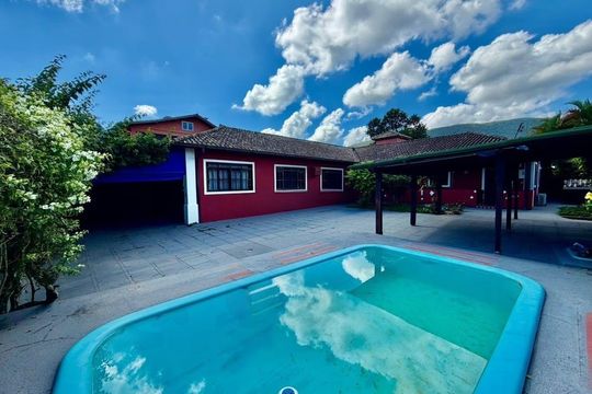 Piscina de casa para alugar com 4 quartos, 506m² em Santo Antonio de Lisboa, Florianópolis