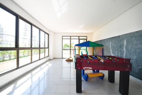 Área comum de apartamento à venda com 3 quartos, 145m² em Vila Suzana, São Paulo