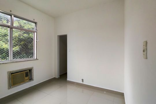 Suíte de apartamento à venda com 2 quartos, 60m² em Grajaú, Rio de Janeiro